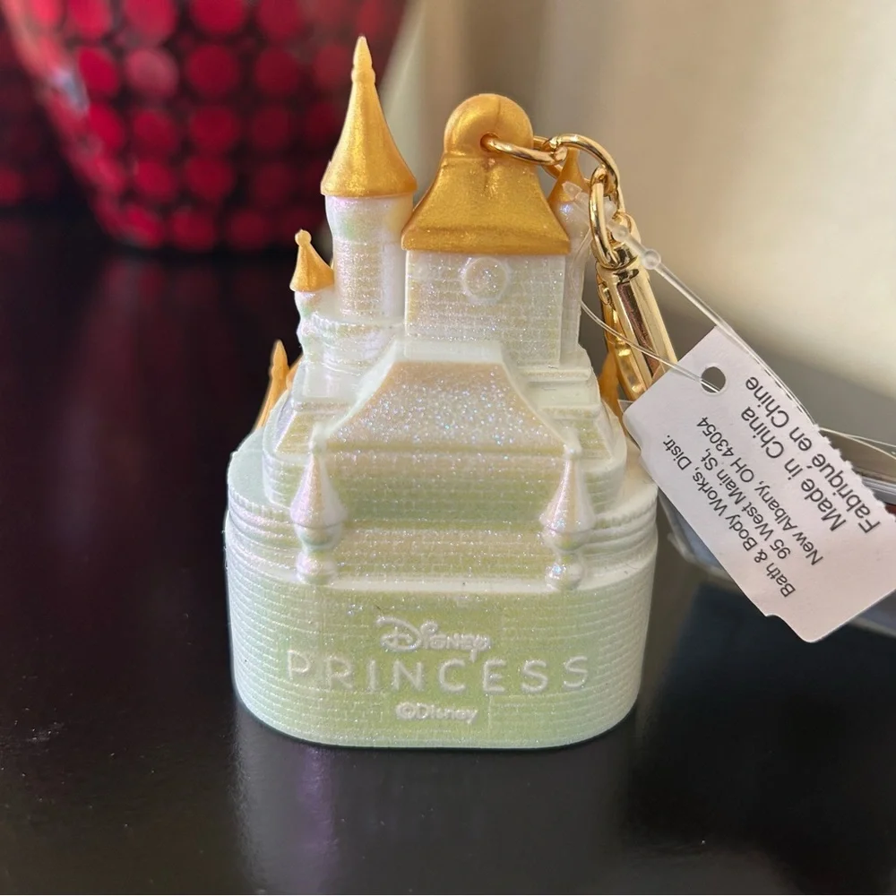 Bath & Body Works Disney Princess Light-up Castle PocketBac Holder